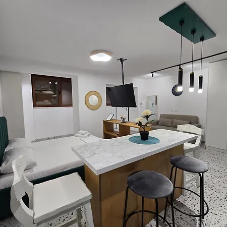 Apartamento Roomy Tirana