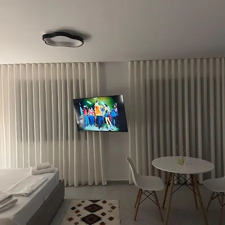 Roomy Apartamento Tirana