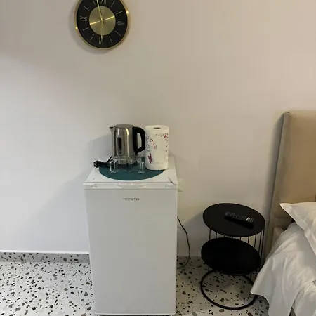 Roomy * Tiran