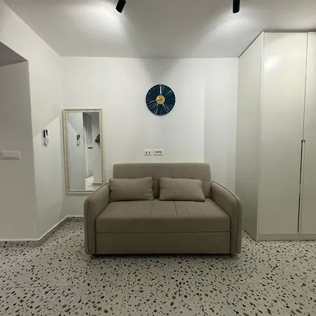 Roomy Tiran